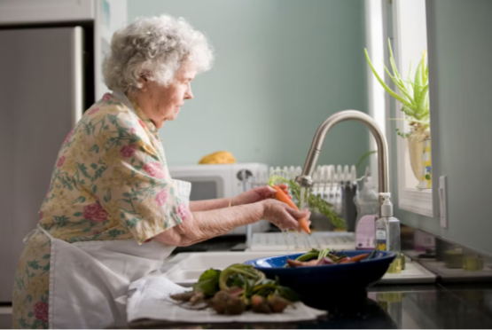 5 Tips For Seniors To Live Without Dependency On Their Kids