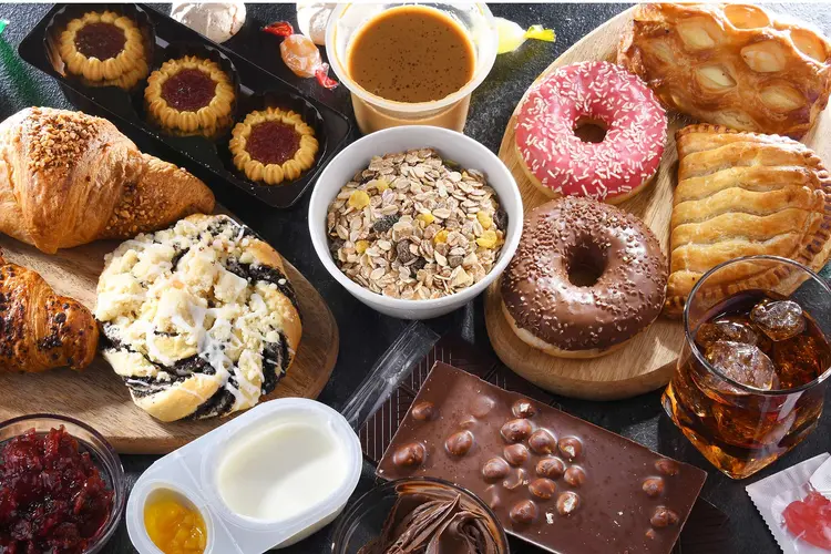 Excessive Snack Calories: Choose Filling Foods More Often